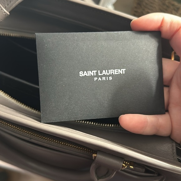 Saint Lauren Medium East Side Tote - Picture 8 of 8